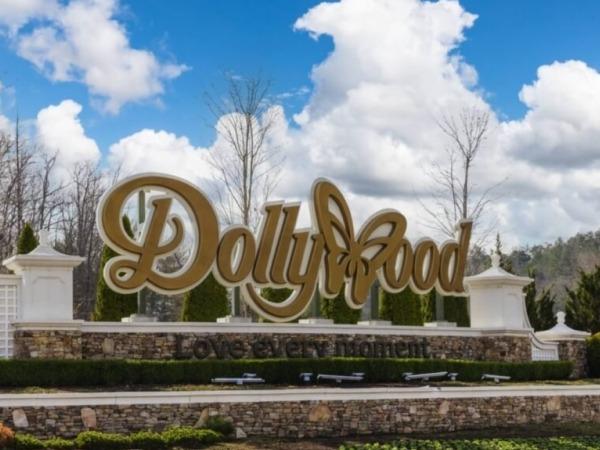 Cabins Near Dollywood