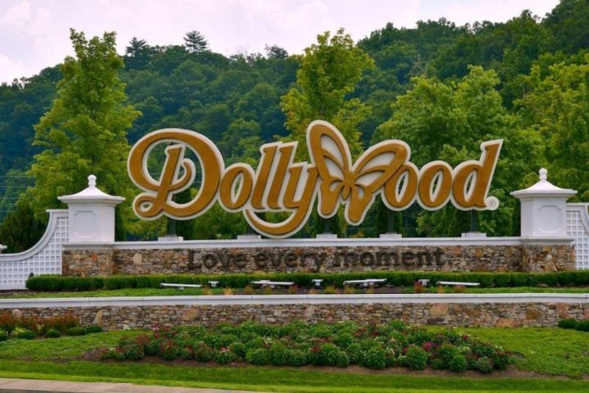 Pigeon Forge Cabins near Dollywood